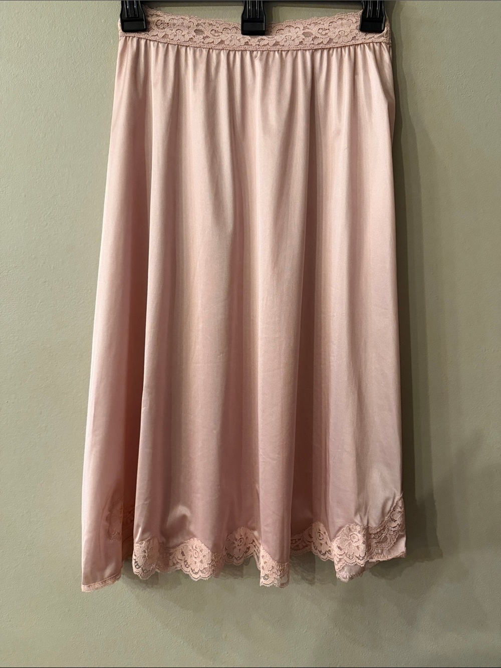 Vintage Vassarette Blush Pink Half Slip Small L Lace Silky Feminine Lingerie